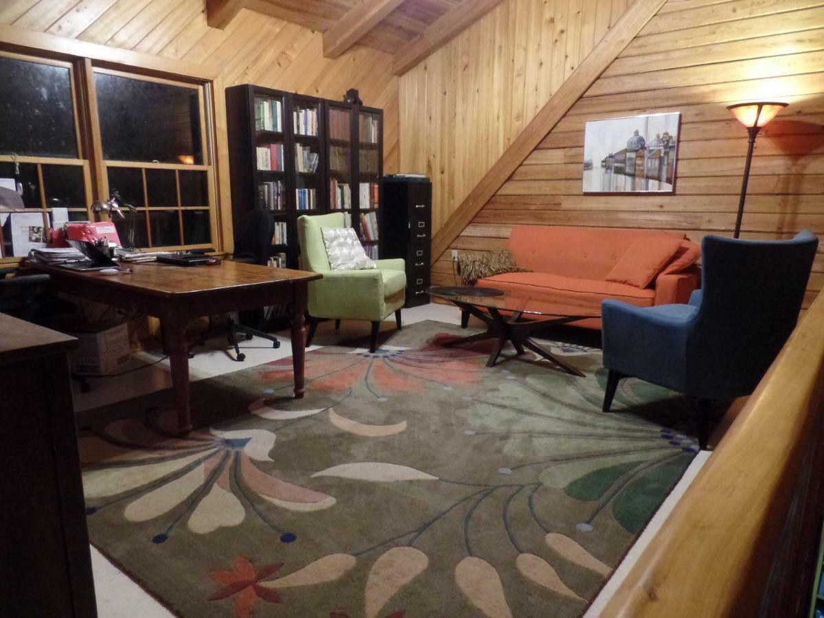 Creekside Paradise Bed & Breakfast Robbinsville