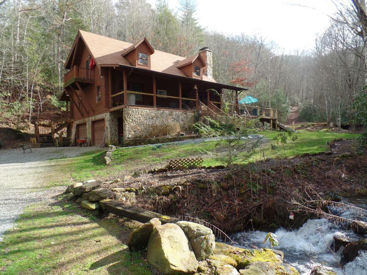 Creekside Paradise Robbinsville